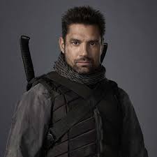 Manu Bennett